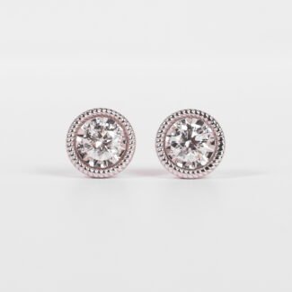 Earrings Solitaire Milgrain Setting