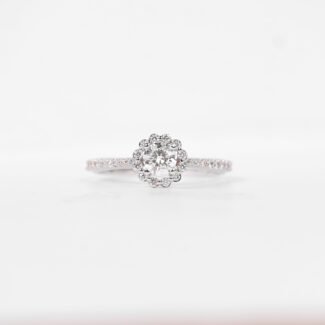 Ring Solitaire Halo Setting GIA 0.31CT VVS2 F Color